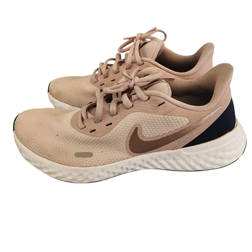 Nike Revolution 5 Women's Sneakers Size 9 - Picture 1 of 9